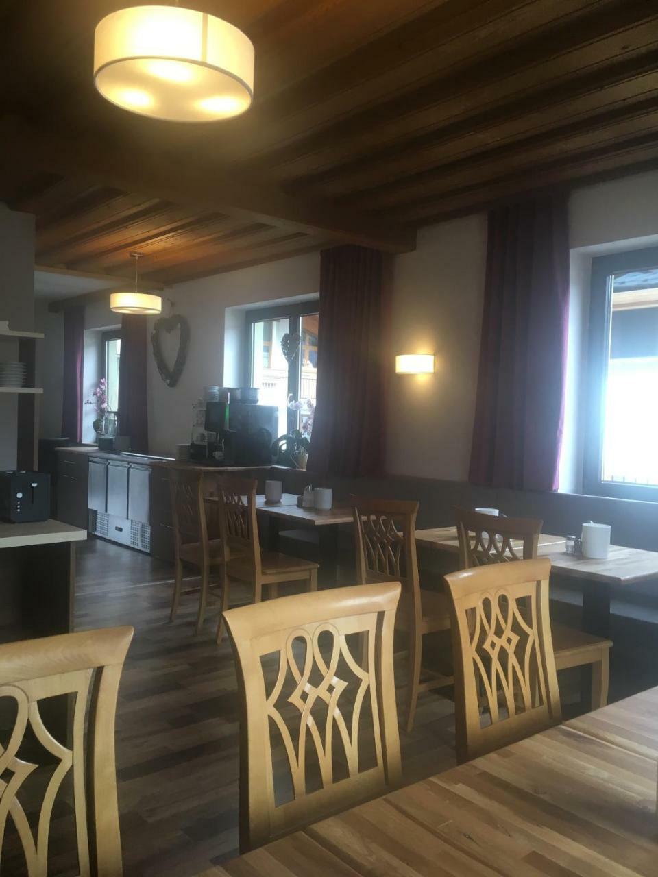 Magali's, - Inclusive Summer Card Gasthuis Zell am See